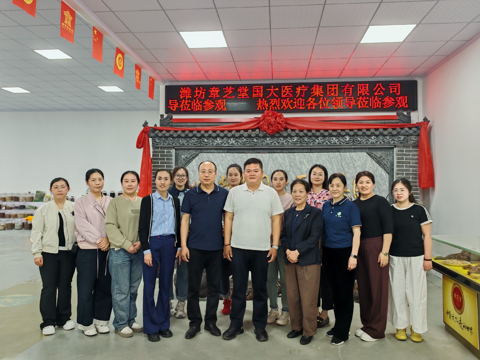 1747357557777341.jpg db8d0b259cd5e12a95fb0c2f4e08759.jpg