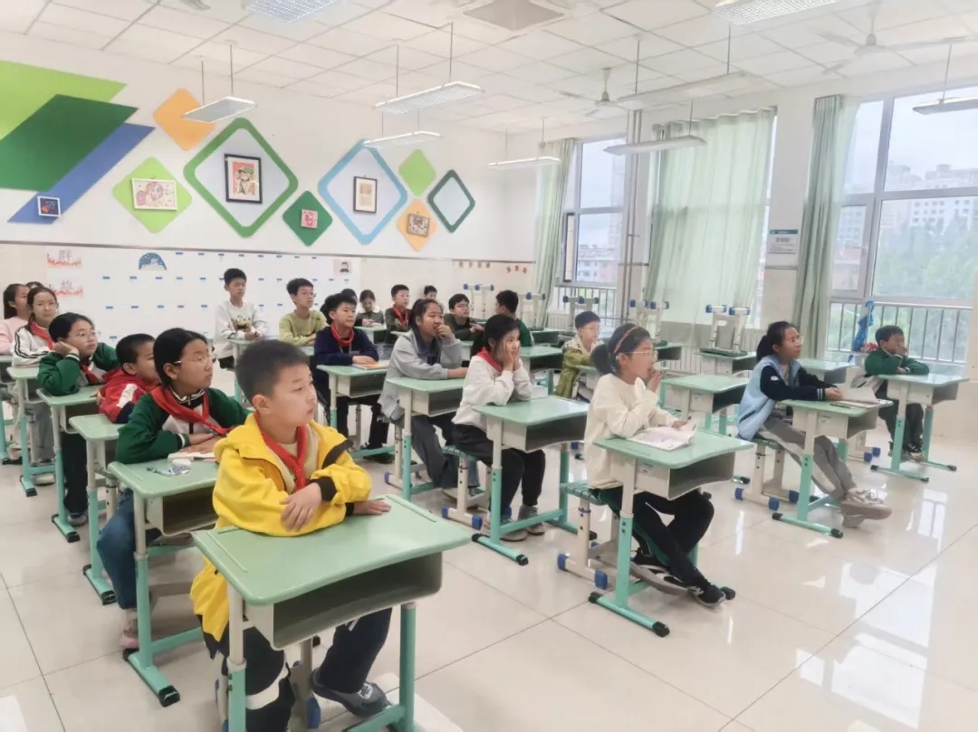 1747359699225971.jpg 640.webp (3).jpg