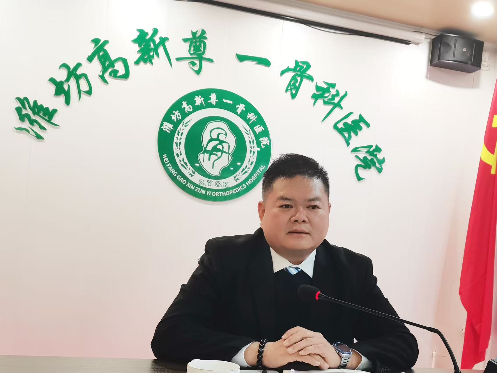 b5cdc9222cac9756ff5d45cc1f9bb084.jpg b5cdc9222cac9756ff5d45cc1f9bb084.jpg