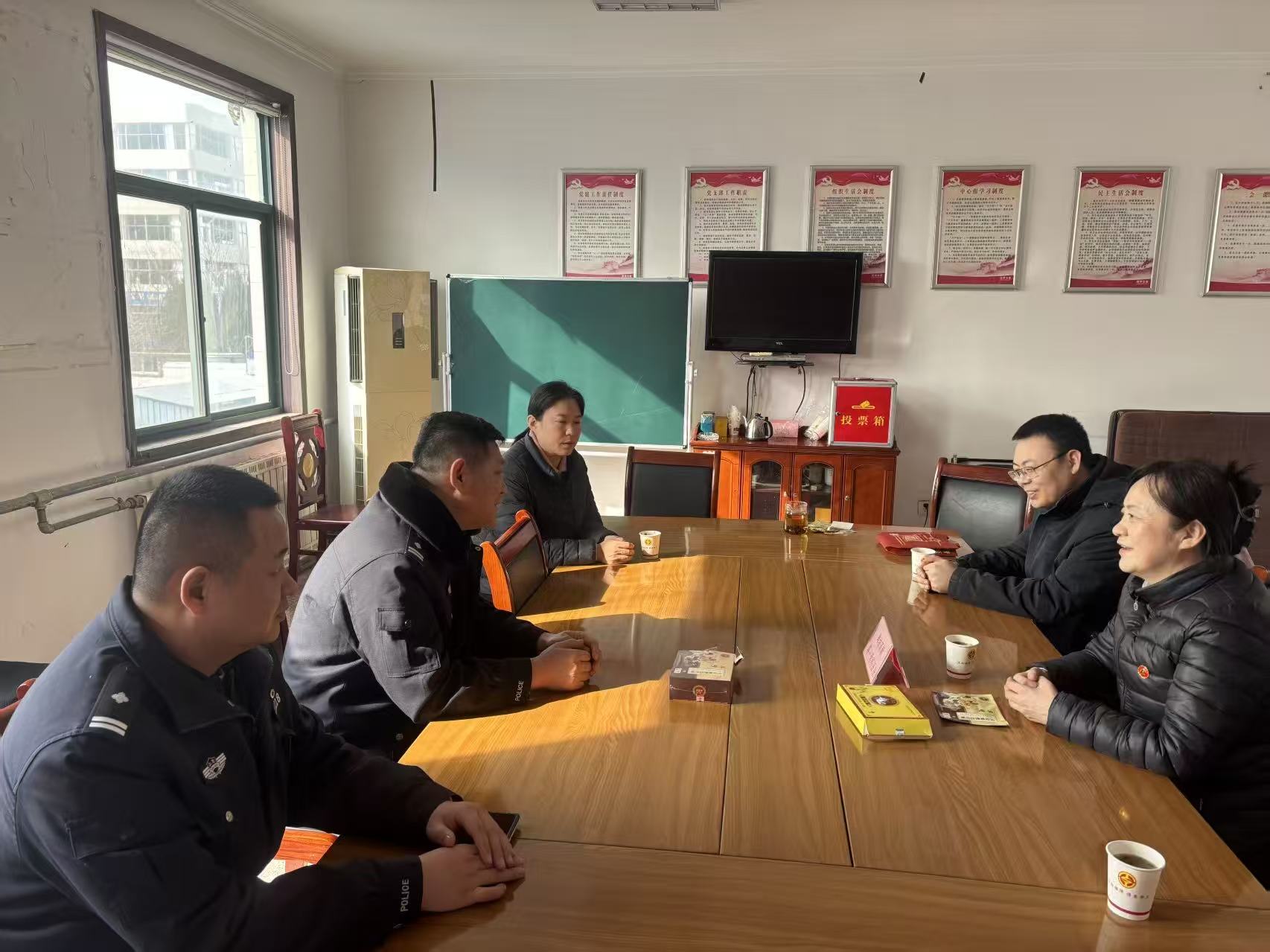 ede23f7676e9d8009bab7c76a138d176.jpg ede23f7676e9d8009bab7c76a138d176.jpg