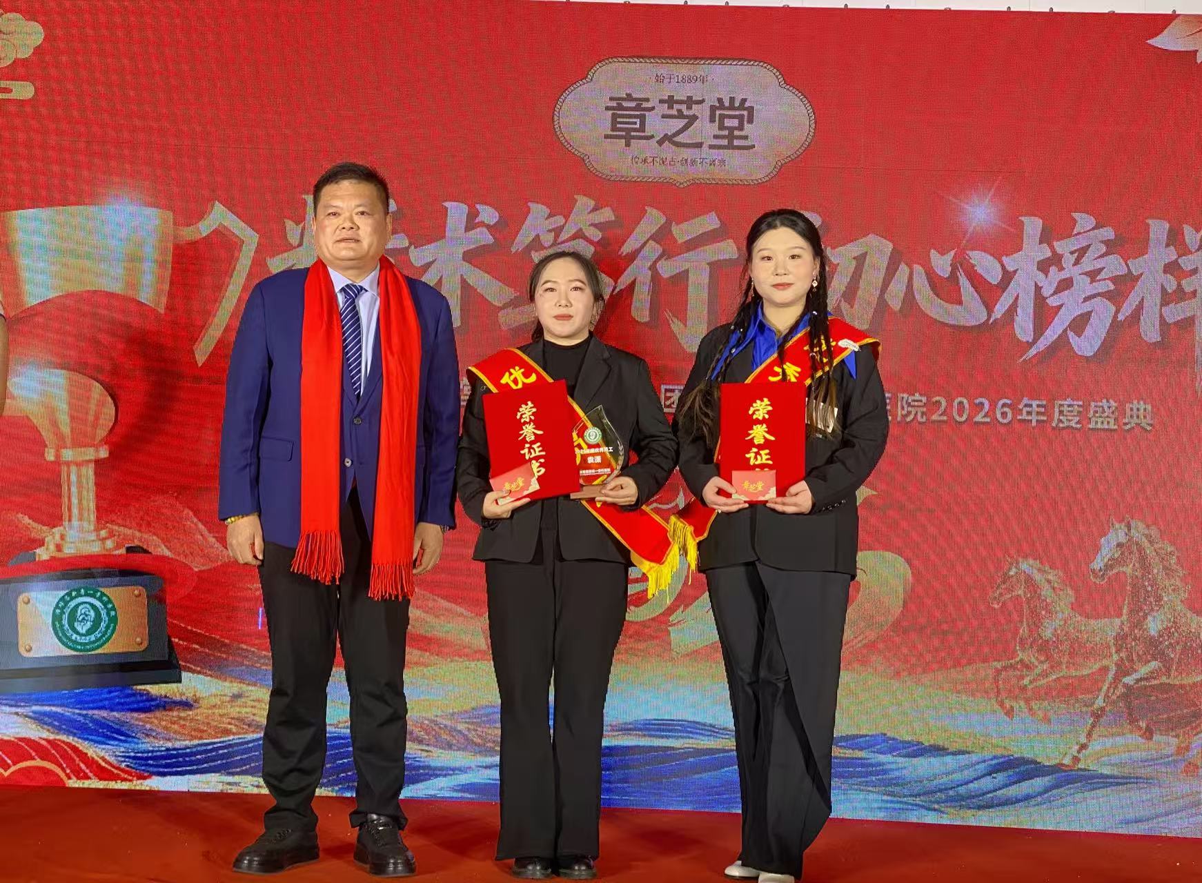 e6063cd34930f7fad825c0c49e23f434.jpg e6063cd34930f7fad825c0c49e23f434.jpg