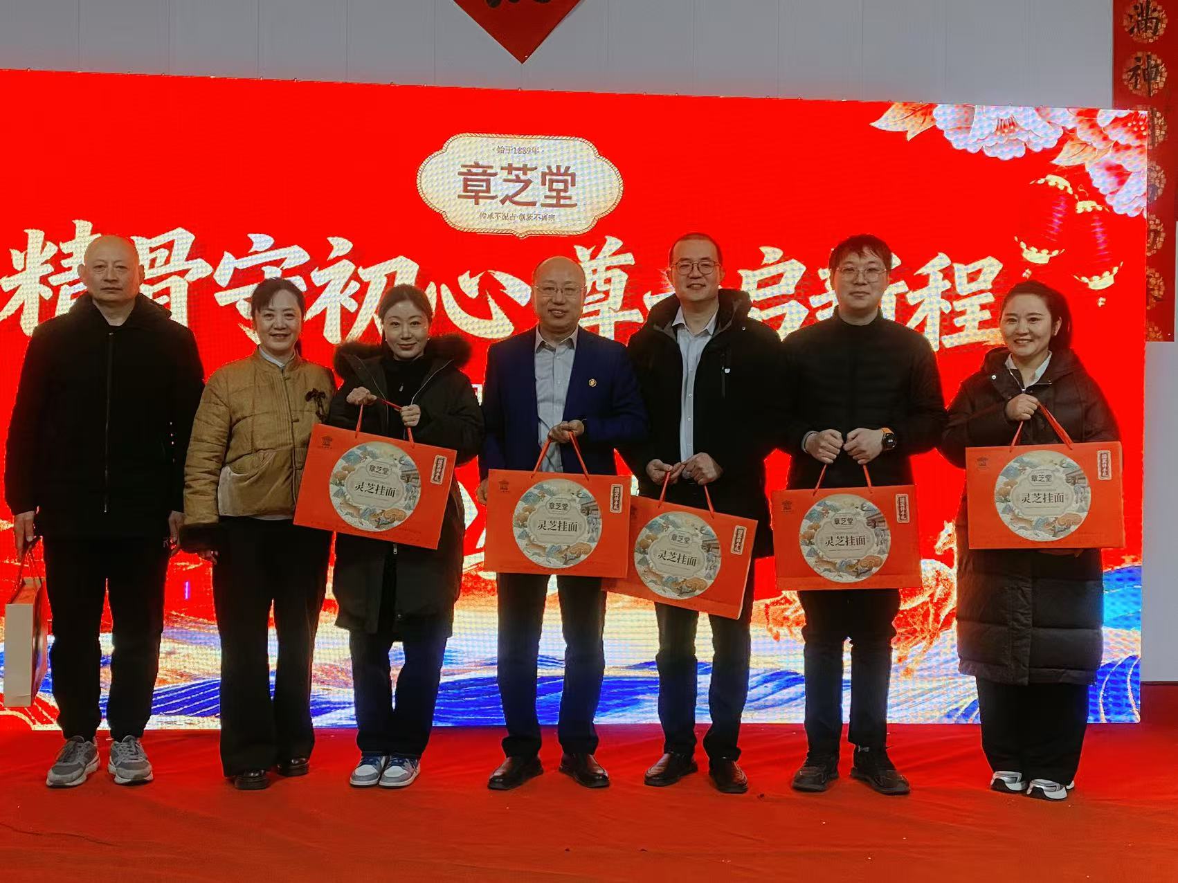 7ebbfaaa33622c50a099566e96eefa4a.jpg 7ebbfaaa33622c50a099566e96eefa4a.jpg